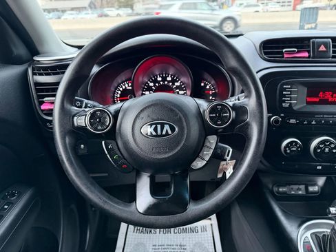 Used 2014 Kia Soul + image 33