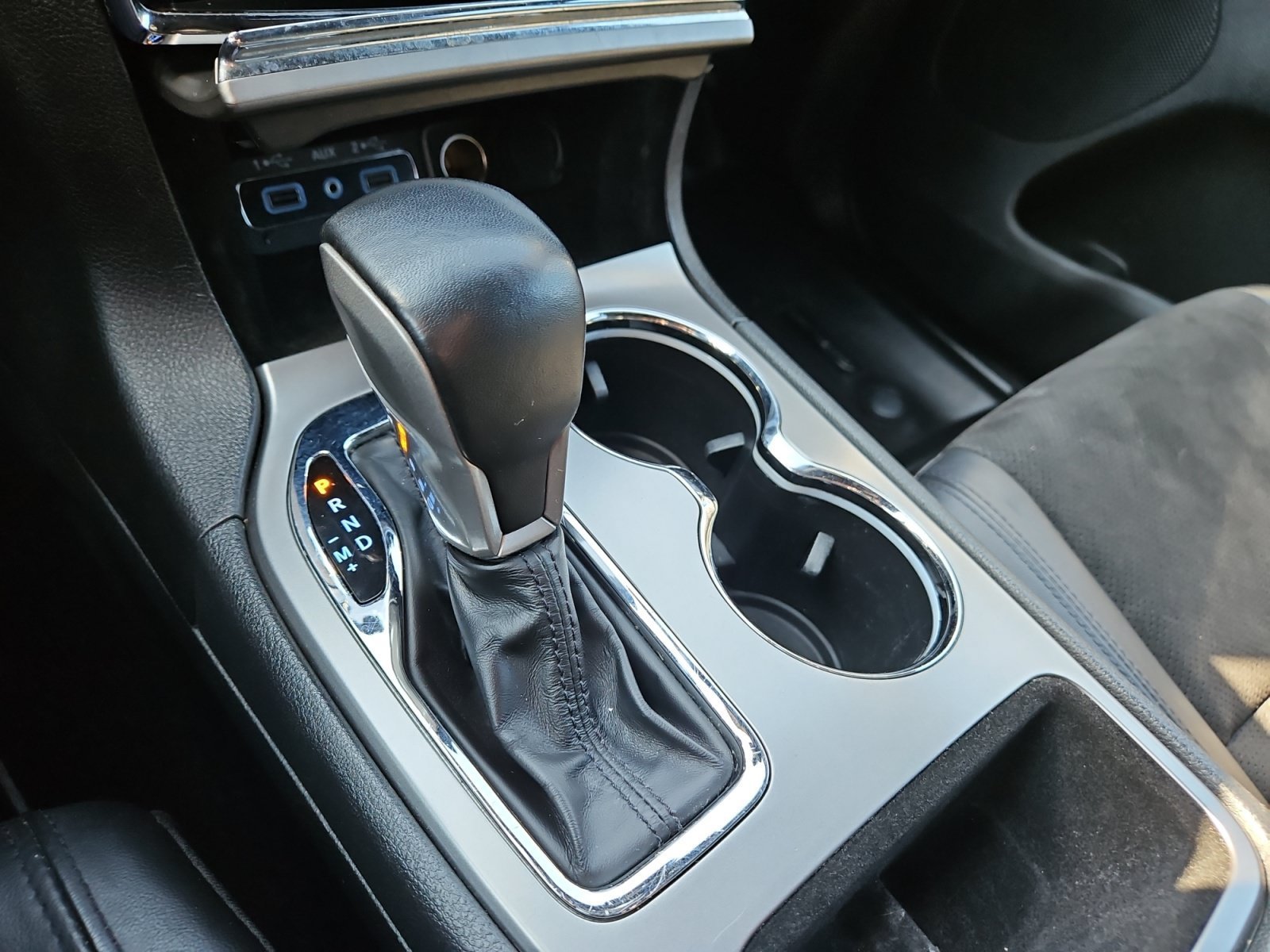Used 2020 Jeep Grand Cherokee Altitude AWD/4WD image 27