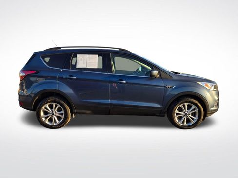 Used 2018 Ford Escape SEL image 2