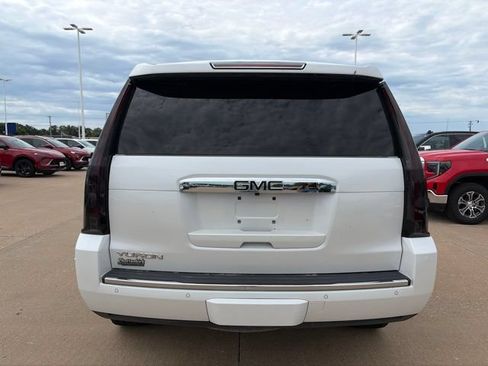 Used 2016 GMC Yukon Denali w/ Open Road Package AWD/4WD image 4