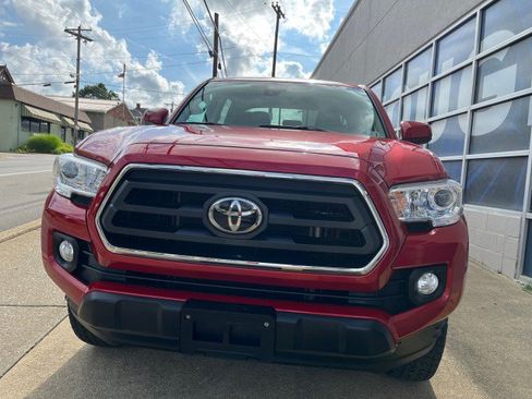 Used 2021 Toyota Tacoma SR5 AWD/4WD image 18