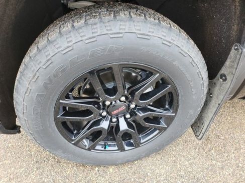 Certified 2025 GMC Sierra 1500 Elevation w/ X31 Off-Road Package AWD/4WD image 43