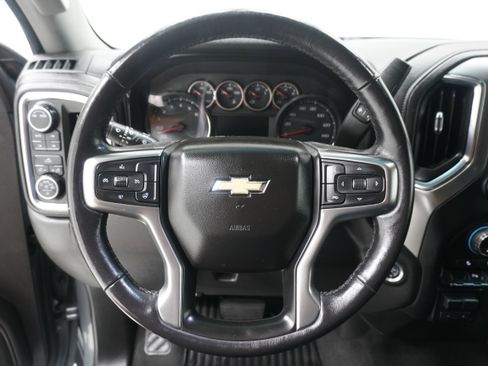 Used 2020 Chevrolet Silverado 1500 LT w/ Texas Edition image 15