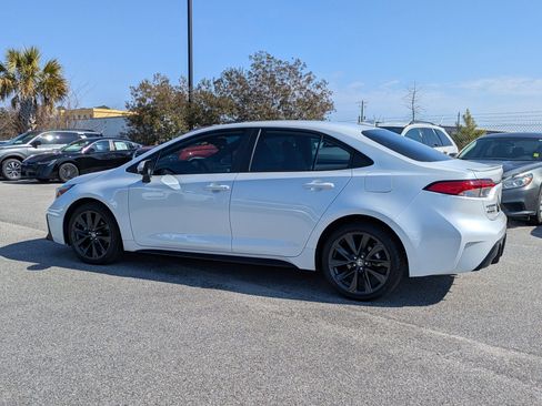 Used 2024 Toyota Corolla SE image 6