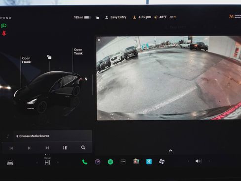 Used 2023 Tesla Model 3 Performance image 17