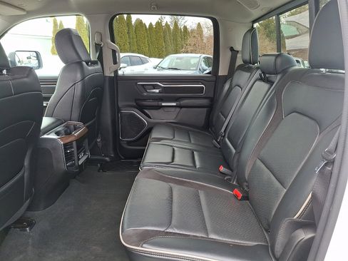 Used 2022 RAM 1500 Laramie image 10