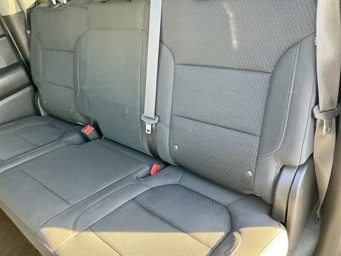 Used 2022 Chevrolet Silverado 2500 Custom w/ Custom Value Package image 30