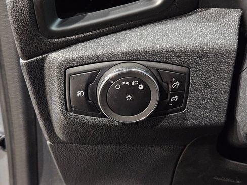 Used 2018 Ford EcoSport SES image 26