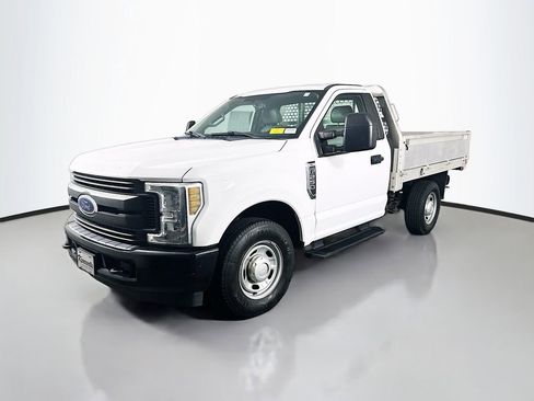 Used 2019 Ford F250 XL image 3