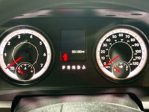 Used 2019 RAM 1500 Classic SLT image 12