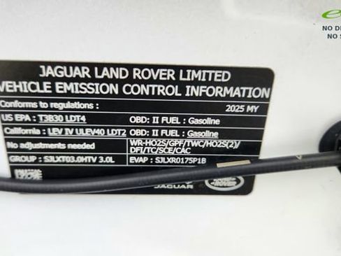 Used 2025 Land Rover Range Rover Sport Dynamic SE image 64