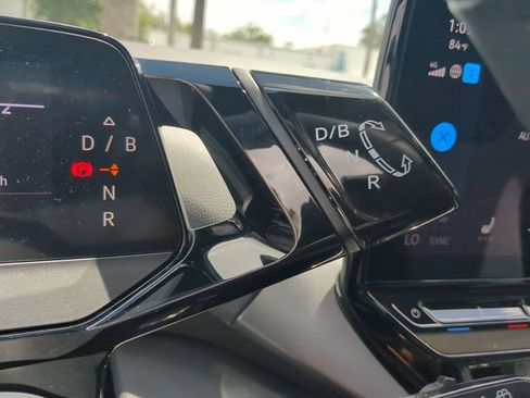 Certified 2023 Volkswagen ID.4 Pro RWD image 25