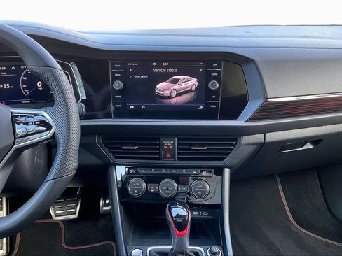 Used 2024 Volkswagen Jetta GLI Autobahn image 6