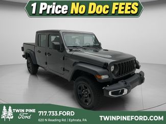Used 2024 Jeep Gladiator Sport AWD/4WD video 1
