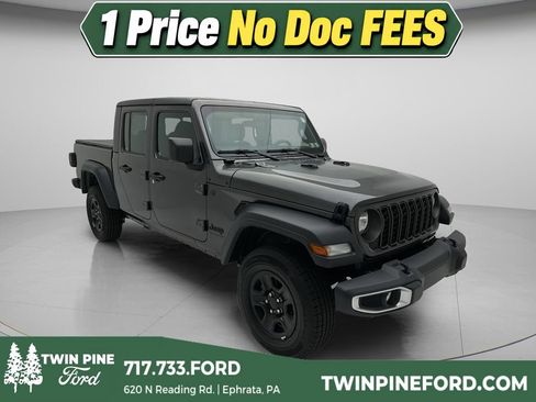 Used 2024 Jeep Gladiator Sport AWD/4WD image 1