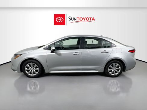 Used 2026 Toyota Corolla LE FWD image 7