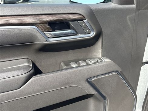 Certified 2025 Chevrolet Silverado 1500 LT image 23