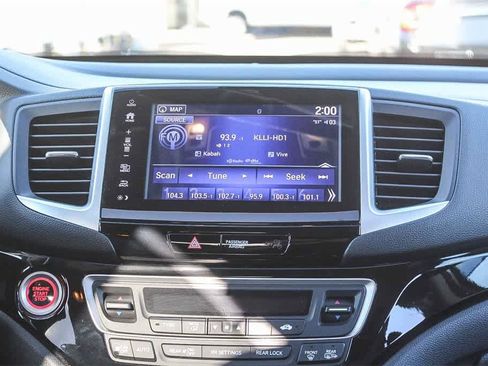 Used 2017 Honda Pilot Elite image 21