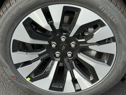 New 2026 Ford Explorer Platinum w/ LUX Leather Package image 13