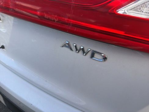 Used 2017 Lincoln MKX Reserve w/ Lincoln MKX Climate Package image 11