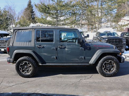 Used 2016 Jeep Wrangler Unlimited Rubicon image 8