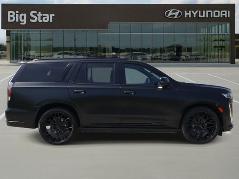 Used 2023 Cadillac Escalade Sport Platinum AWD/4WD image 5