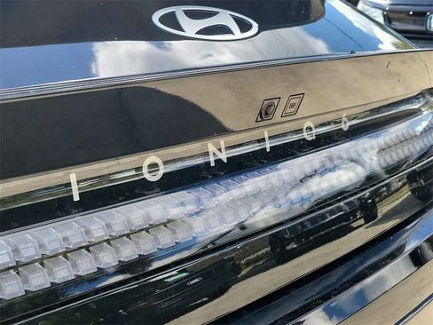New 2025 Hyundai Ioniq 6 SEL image 7