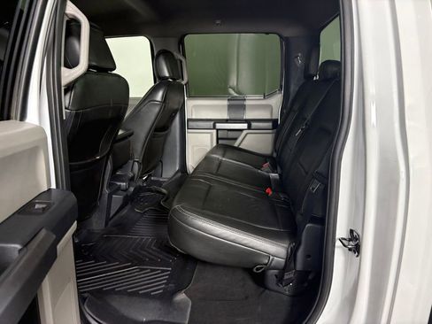 Certified 2022 Ford F250 XLT AWD/4WD image 27