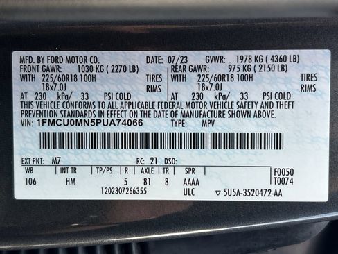 Used 2023 Ford Escape ST-Line w/ Tech Pack #1 FWD image 32