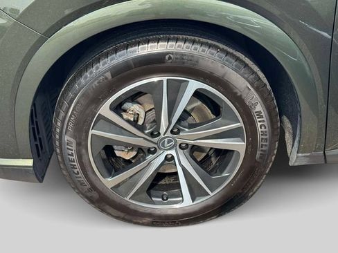 Used 2023 Lexus RX 350 Premium w/ Accessory Package FWD image 10