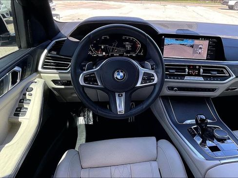 Used 2023 BMW X5 sDrive40i w/ M Sport Package RWD image 8