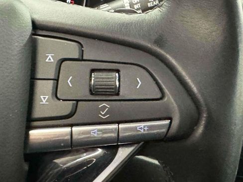 Certified 2025 Cadillac XT6 Premium Luxury image 18