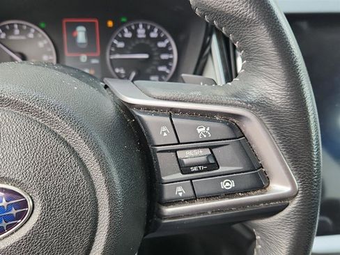Used 2023 Subaru Outback Premium image 31