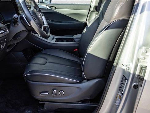 Used 2025 Hyundai Palisade SEL image 11