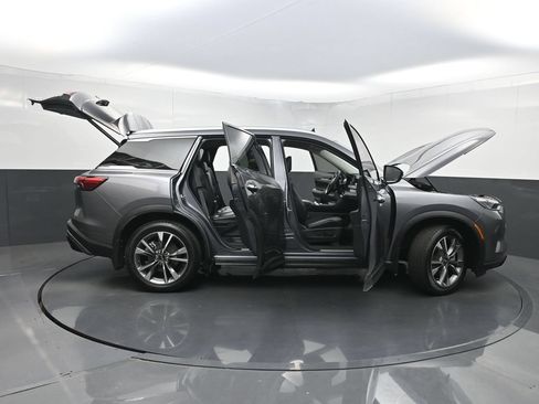 Used 2023 INFINITI QX60 Luxe w/ Cargo Package FWD image 39