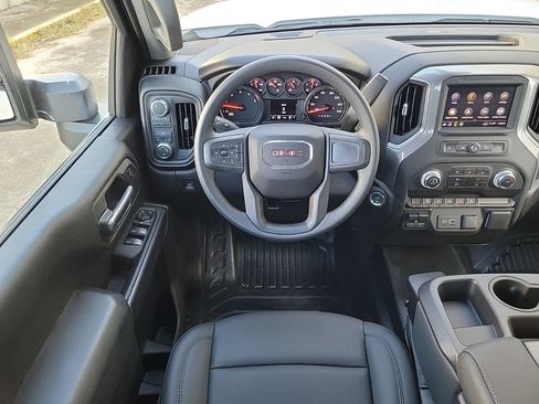 New 2026 GMC Sierra 2500 Pro image 13