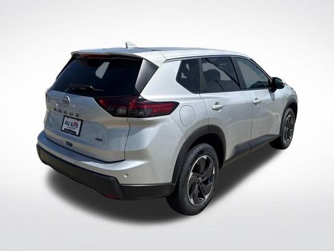 Used 2025 Nissan Rogue SV AWD/4WD image 10