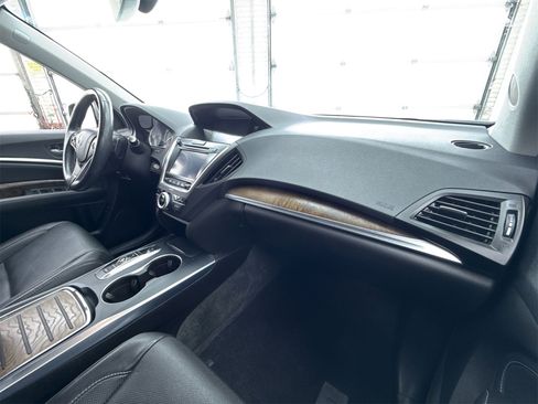 Used 2020 Acura MDX FWD w/ Technology Package image 16