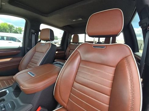 Used 2024 GMC Sierra 2500 Denali Ultimate AWD/4WD image 26