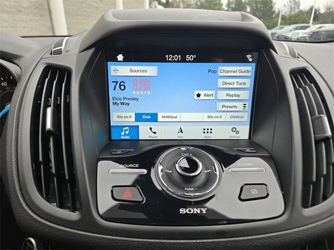 Used 2019 Ford Escape Titanium image 18