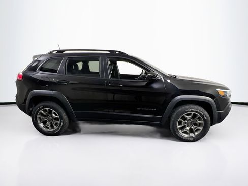 Used 2022 Jeep Cherokee Trailhawk w/ Technology Group B image 4