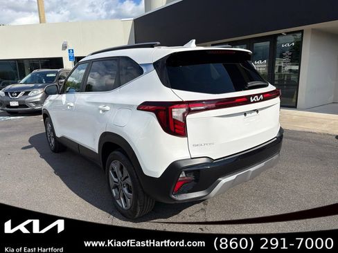 Used 2024 Kia Seltos S AWD/4WD image 10