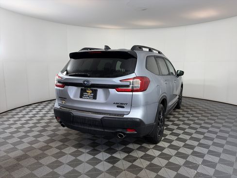 Used 2025 Subaru Ascent Bronze Edition w/ Popular Package #2 image 10
