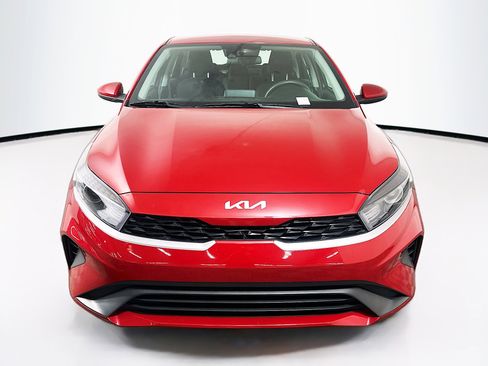 Used 2024 Kia Forte LXS image 2