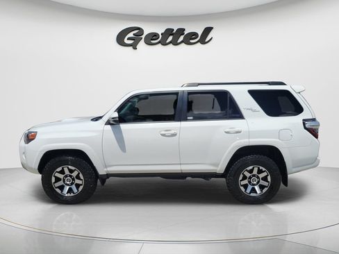 Certified 2023 Toyota 4Runner TRD Off-Road Premium w/ Moonroof Package AWD/4WD image 8