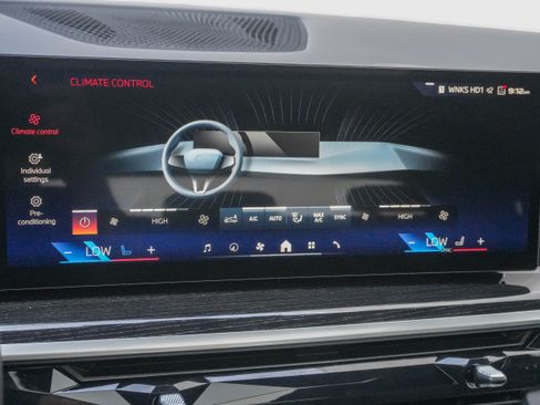 Used 2026 BMW X5 M60i AWD/4WD image 25