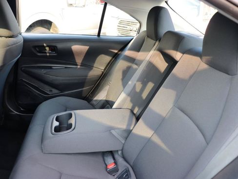 Used 2026 Toyota Corolla LE FWD image 21