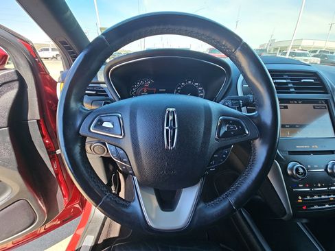 Used 2019 Lincoln MKC Select w/ Select Plus Package image 16
