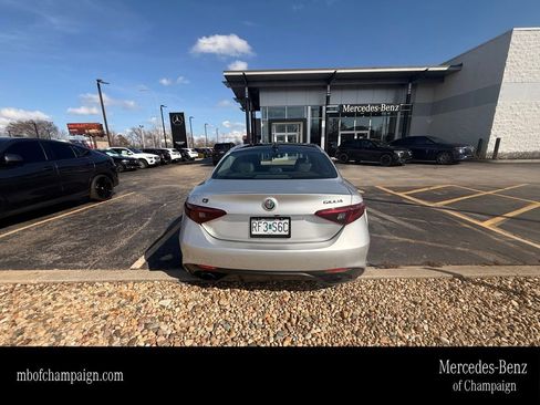 Used 2019 Alfa Romeo Giulia Ti image 4