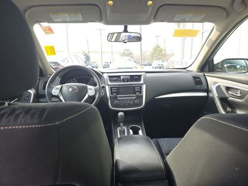 Used 2018 Nissan Altima 2.5 S w/ S Convenience Package image 10